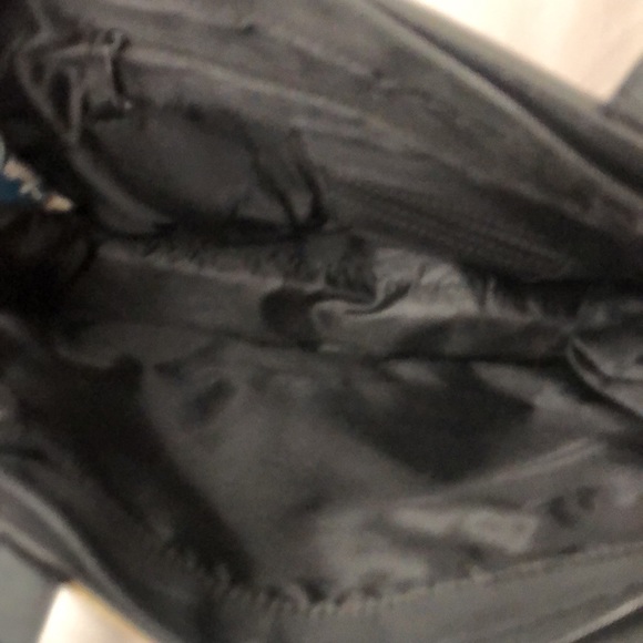 DISNEY Snow Whites Evil Queen black tote handbag. - Picture 9 of 10